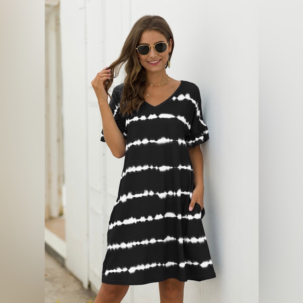 NEW Lela Tie Dye Dress in Black